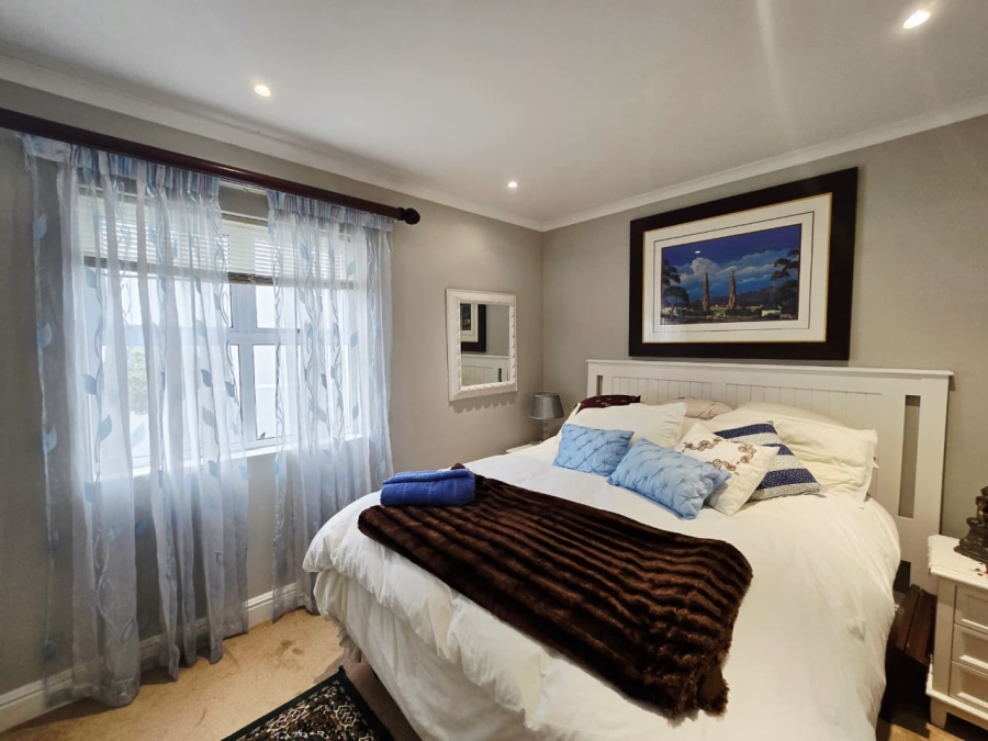3 Bedroom Property for Sale in Kingswood Golf Estate Western Cape